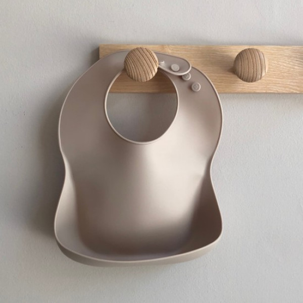 Nok Nok Σαλιάρα Σιλικόνης Nino (Sand)