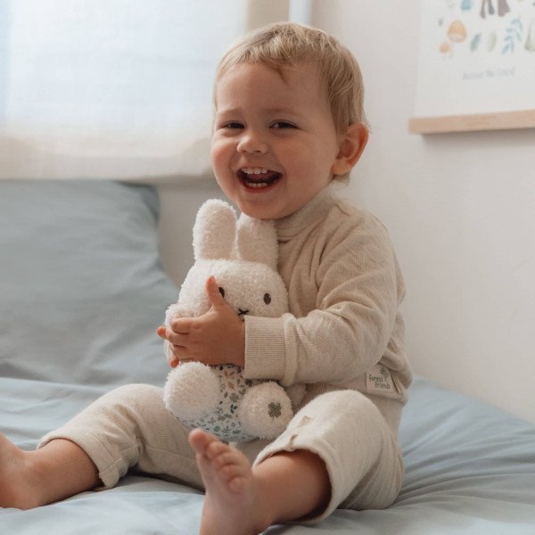 Little Dutch Υφασμάτινο Κουκλάκι Miffy Lucky Leaves GRS 20εκ.