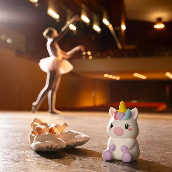 Legami VSQIF0004 Squishy Antistress Toy Unicorn