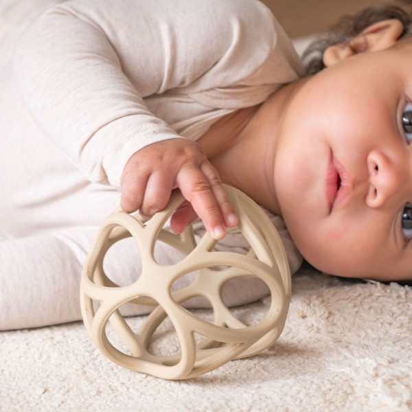 Little Dutch Βρεφική Μπάλα Αφής Κρεμ