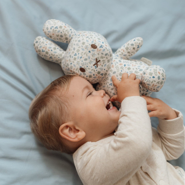 Little Dutch Υφασμάτινο Κουκλάκι Miffy Lucky Leaves all over 20εκ. GRS