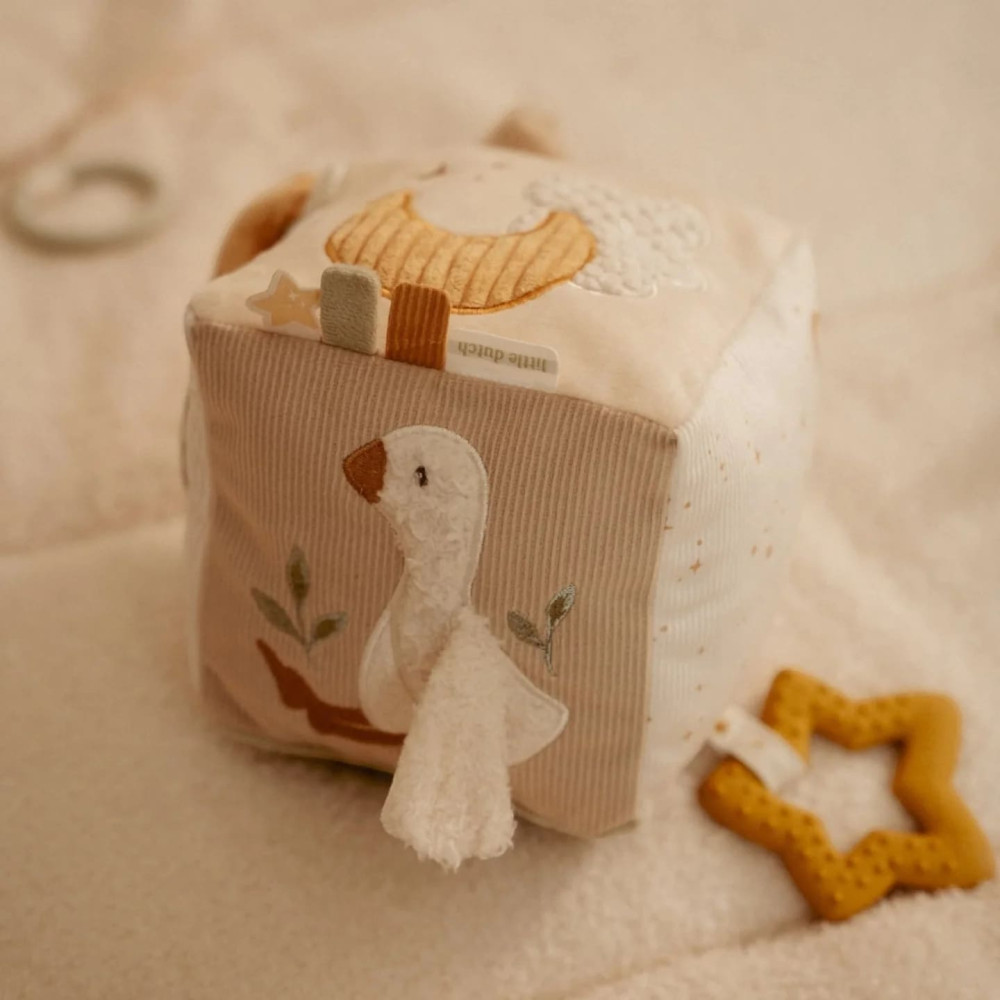 Little Dutch Υφασμάτινος Κύβος Δραστηριοτήτων Newborn Naturals