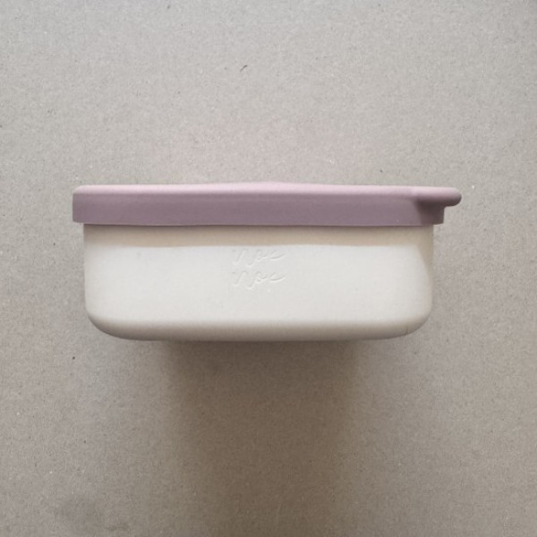 Nok Nok Snackbox Φαγητοδοχείο Σιλικόνης με 4 χωρίσματα 800ml (Milk with Berry)