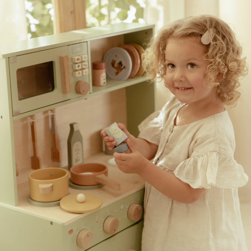 Little Dutch Ξύλινη Κουζίνα με Αξεσουάρ Παιχνιδιού Μέντα FSC