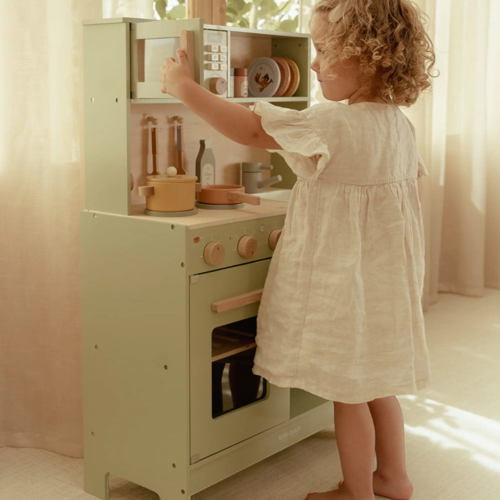 Little Dutch Ξύλινη Κουζίνα με Αξεσουάρ Παιχνιδιού Μέντα FSC