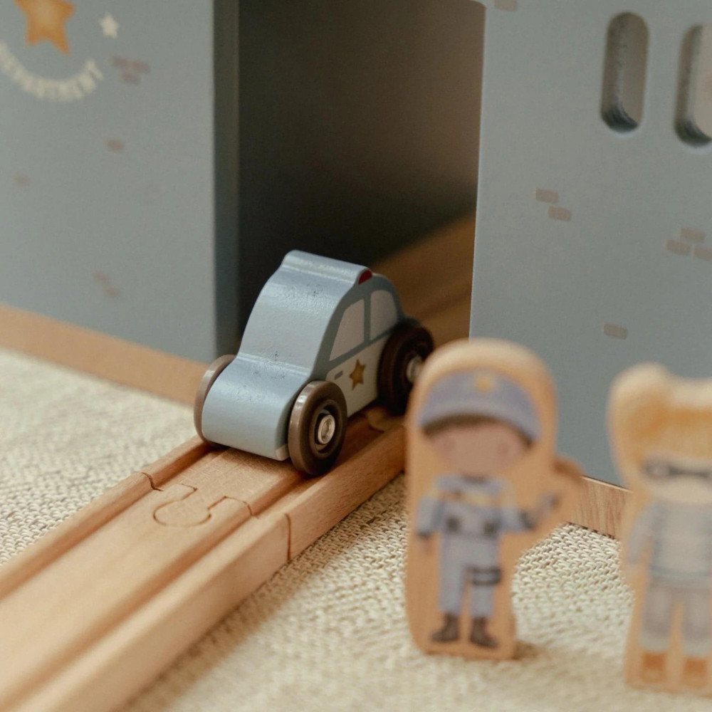 Little Dutch Ξύλινο Αστυνομικό Τμήμα με Αξεσουάρ FSC