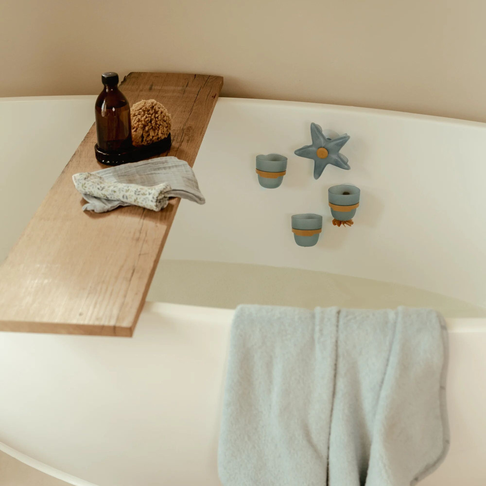 Little Dutch Παιχνίδι Μπάνιου με Κυπελάκια και Αστερία