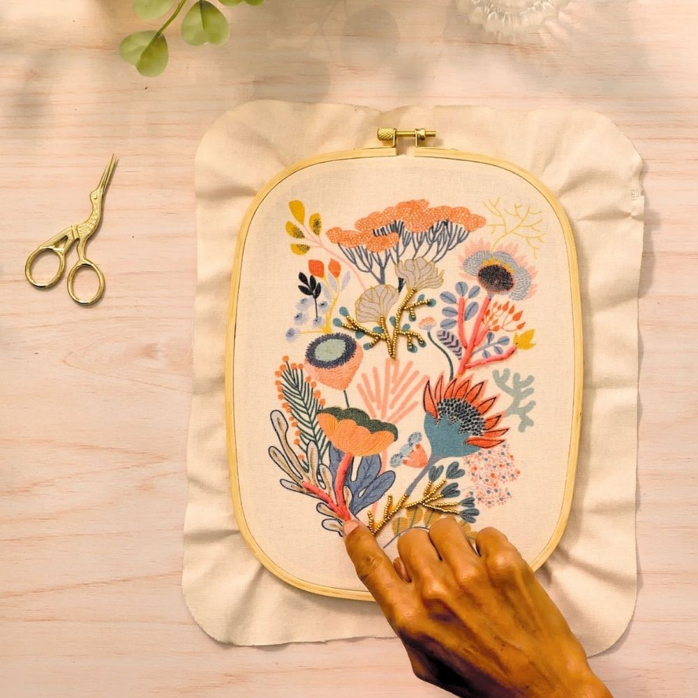 Djeco Atelier 59 - Kέντημα Λουλούδια