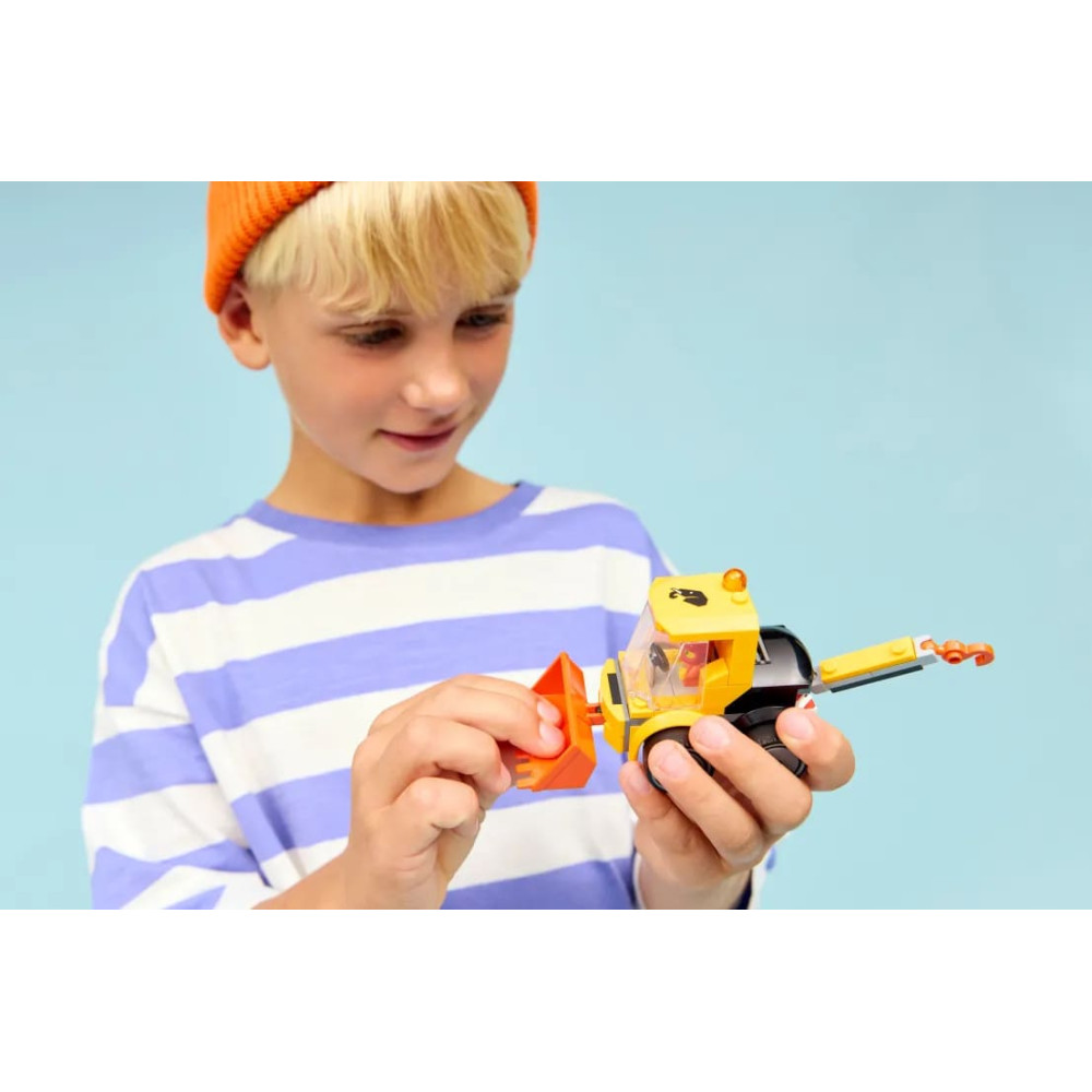 LEGO City Rides Construction Loader (60483)