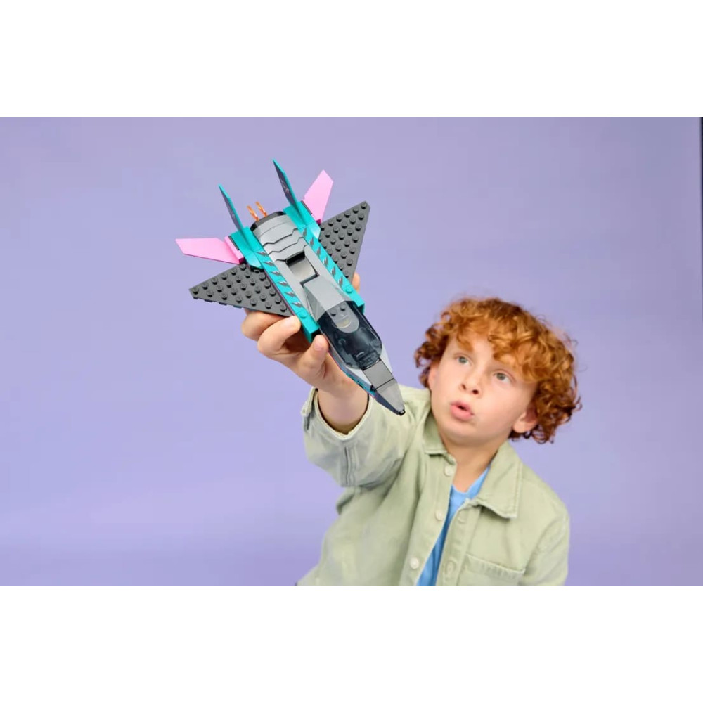 LEGO City Jet vs. Car (60489)