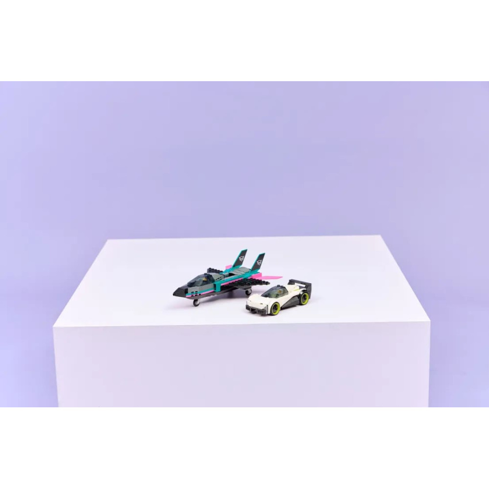 LEGO City Jet vs. Car (60489)
