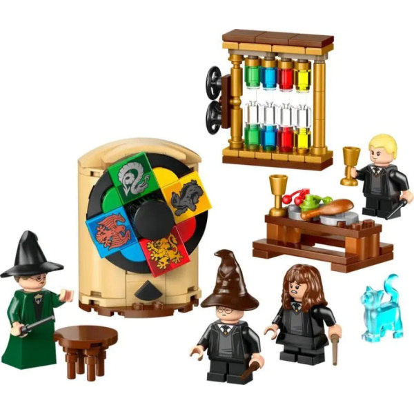 LEGO Harry Potter Hogwarts Castle: Sorting Hat Ceremony (76460)