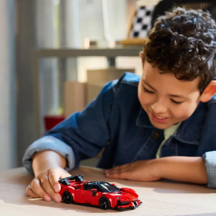 LEGO Speed Champions Ferrari SF90 XX Stradale Sports Car (77254)