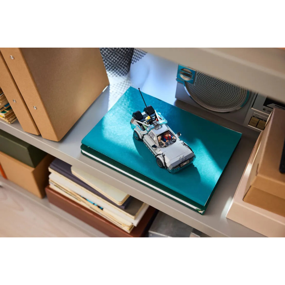 LEGO Speed Champions Time Machine From Back To The Future (77256)