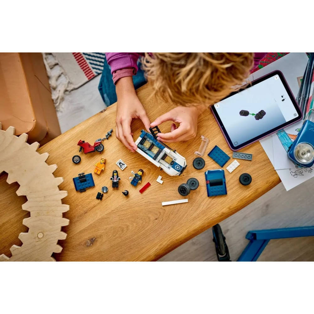 LEGO City Police Prisoner Transport Van (60479)