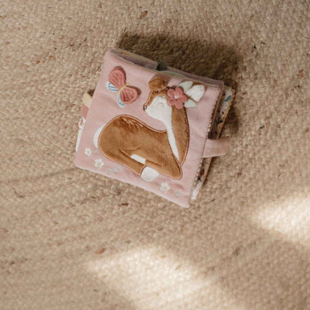 Little Dutch Υφασμάτινο Βιβλιαράκι Δραστηριοτήτων Fairy Garden GRS