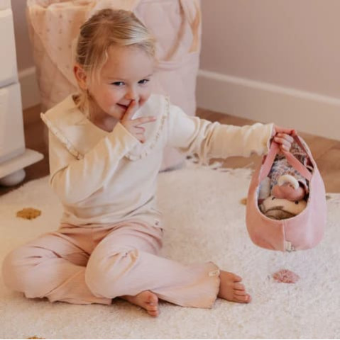 Little Dutch Υφασμάτινο Μωρό σε Καλαθούνα Rosa (30εκ)
