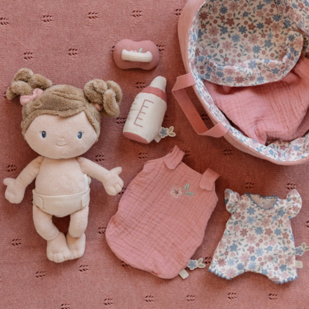 Little Dutch Υφασμάτινο Μωρό σε Καλαθούνα Rosa (30εκ)