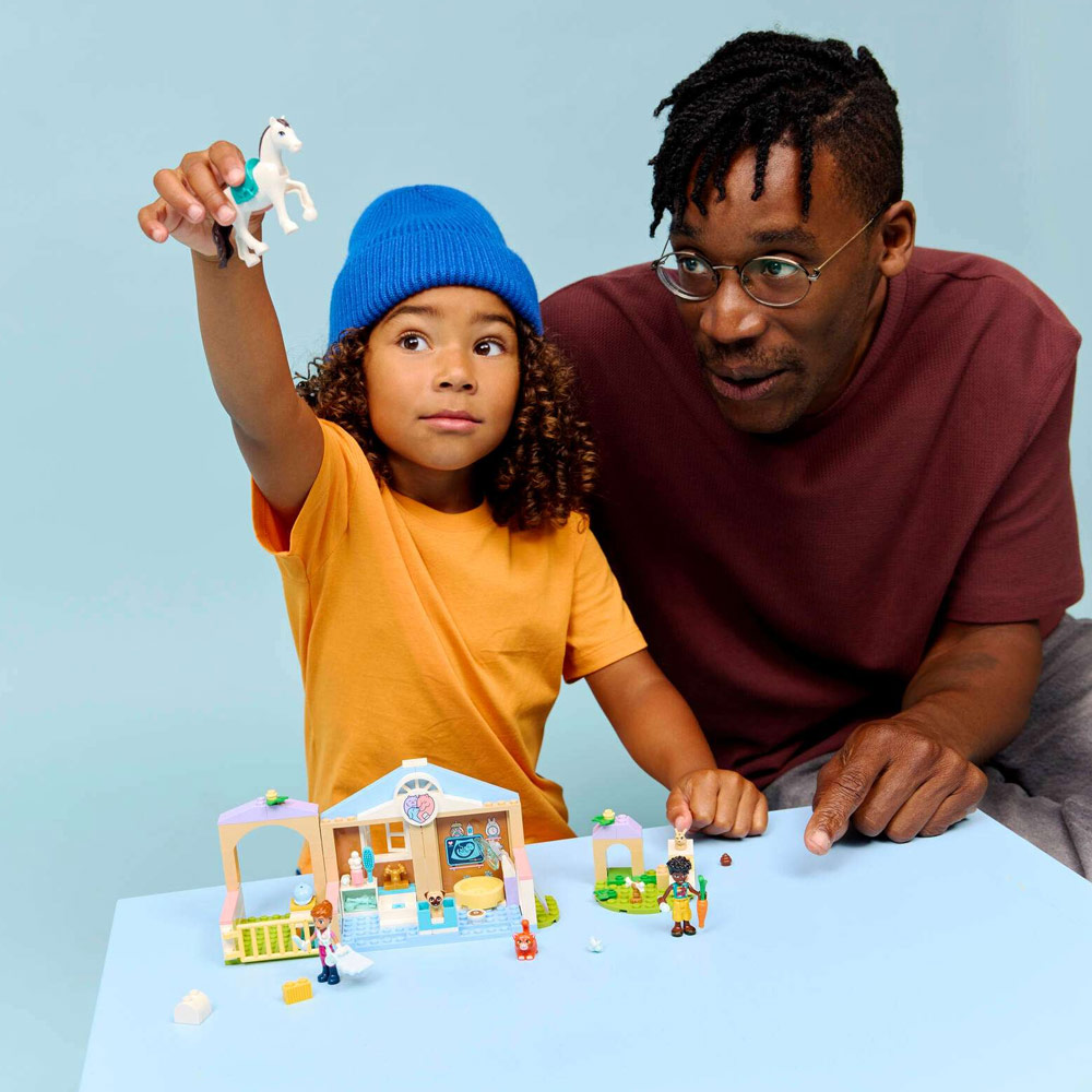 LEGO® Friends Animal Vet Clinic (42696)