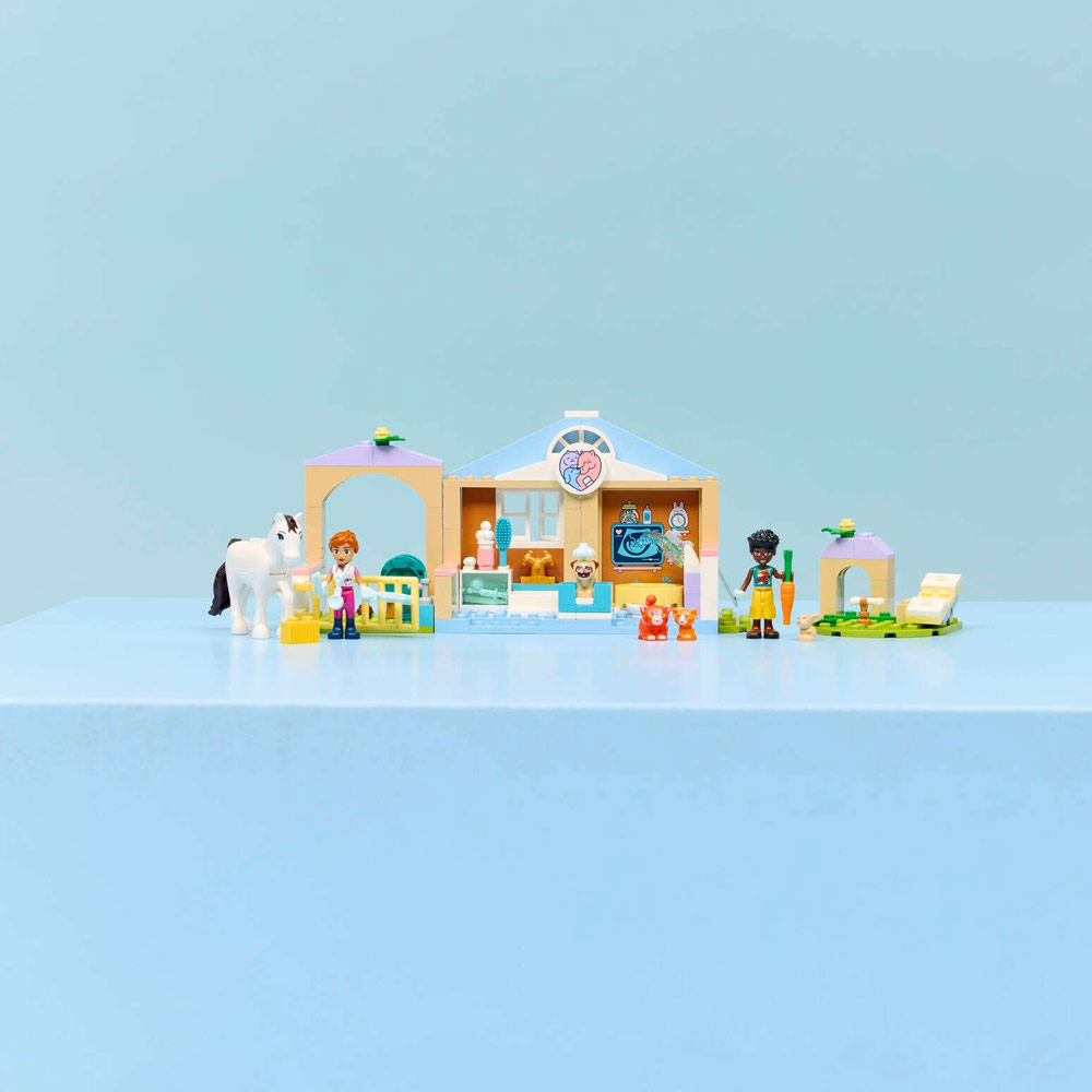 LEGO® Friends Animal Vet Clinic (42696)