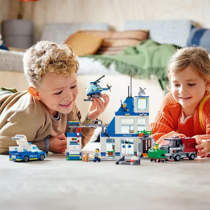 LEGO City Police Station (60316)