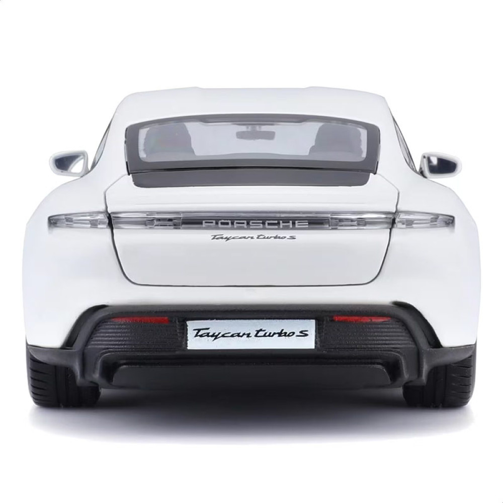 Bburago Porsche Taycan Turbo S 1/24
