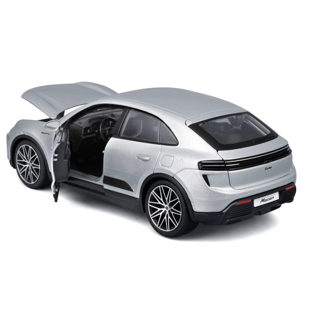 Bburago Porsche Macan Turbo Electric (Silver) 1/24