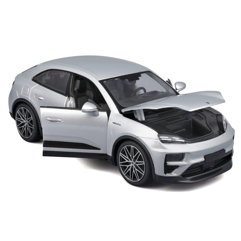 Bburago Porsche Macan Turbo Electric (Silver) 1/24