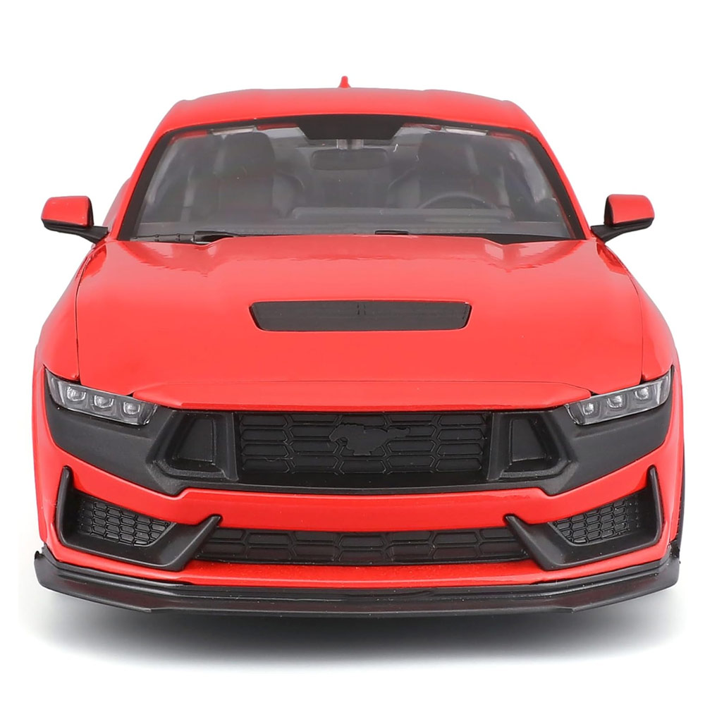 Maisto Ford Mustang® Dark Horse™ 2024 1/24